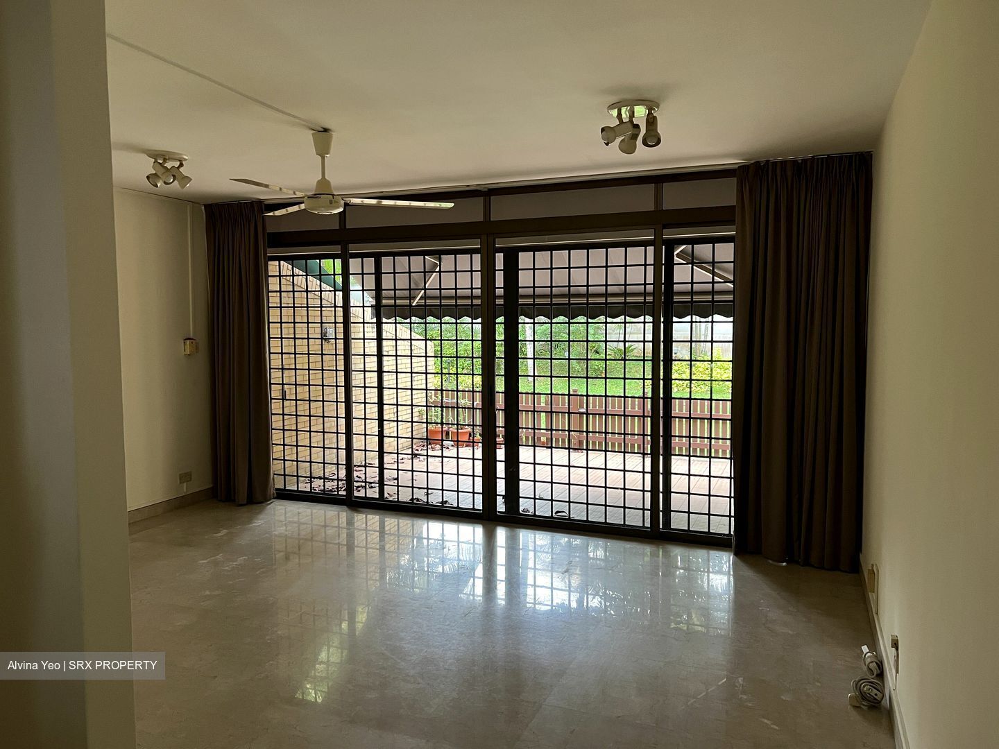 Dublin Road (D9), Condominium - For Rent