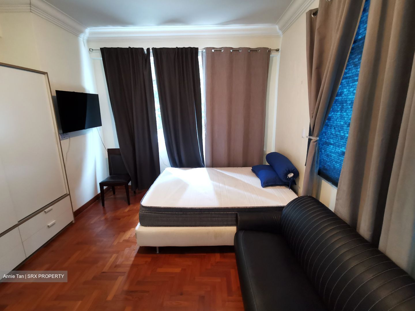 La Crystal (D9), Apartment - For Rent