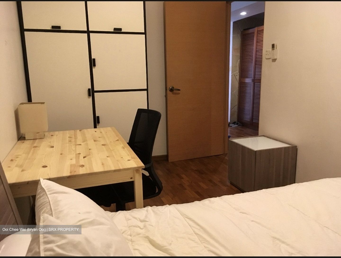 International Plaza (D2), Apartment - For Rent