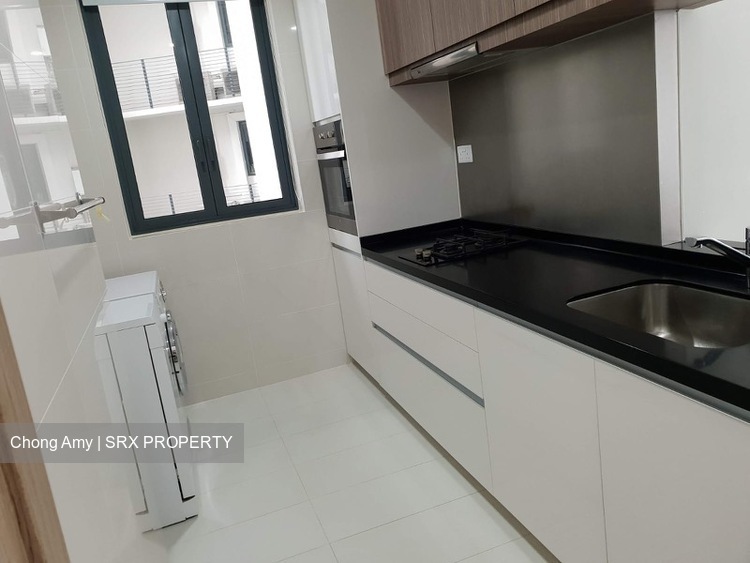 The Palette (D18), Condominium - For Rent