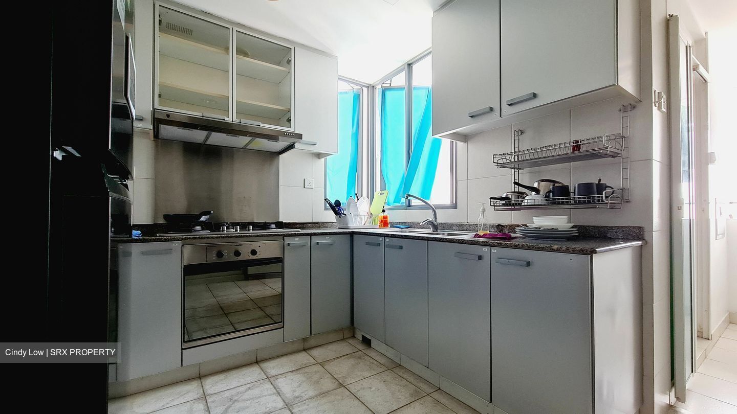 The Madeira (D23), Condominium - For Rent