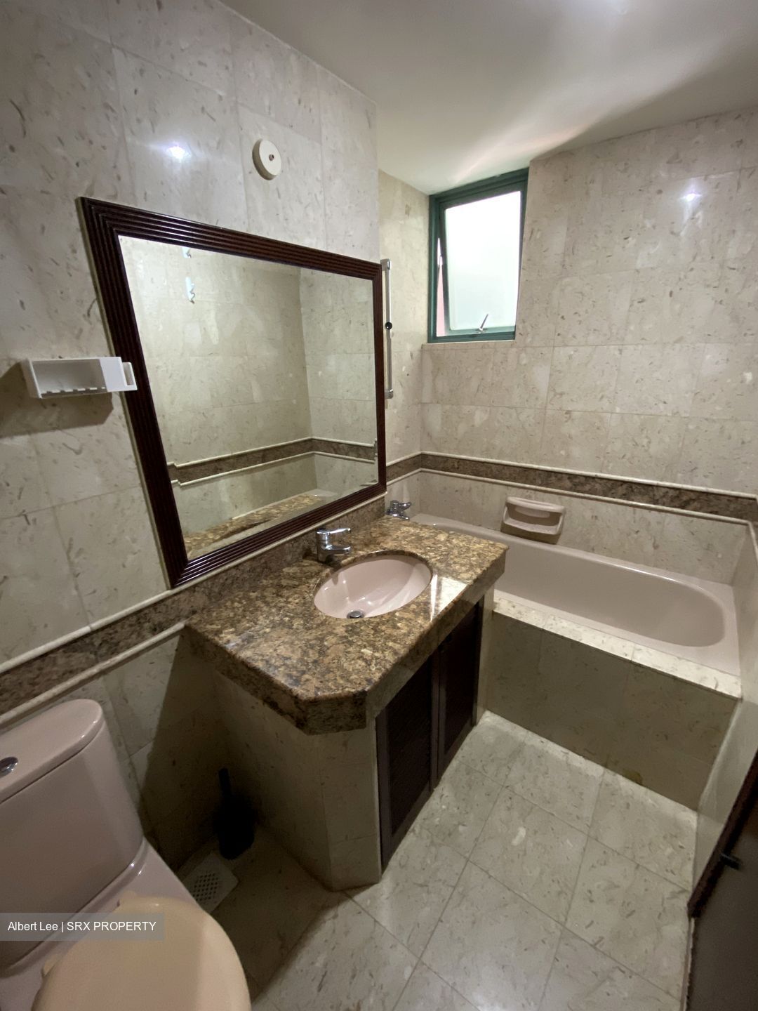 Stratford Court (D16), Condominium - For Rent