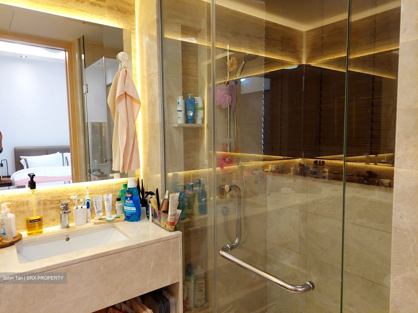 Commonwealth Towers (D3), Condominium - For Rent