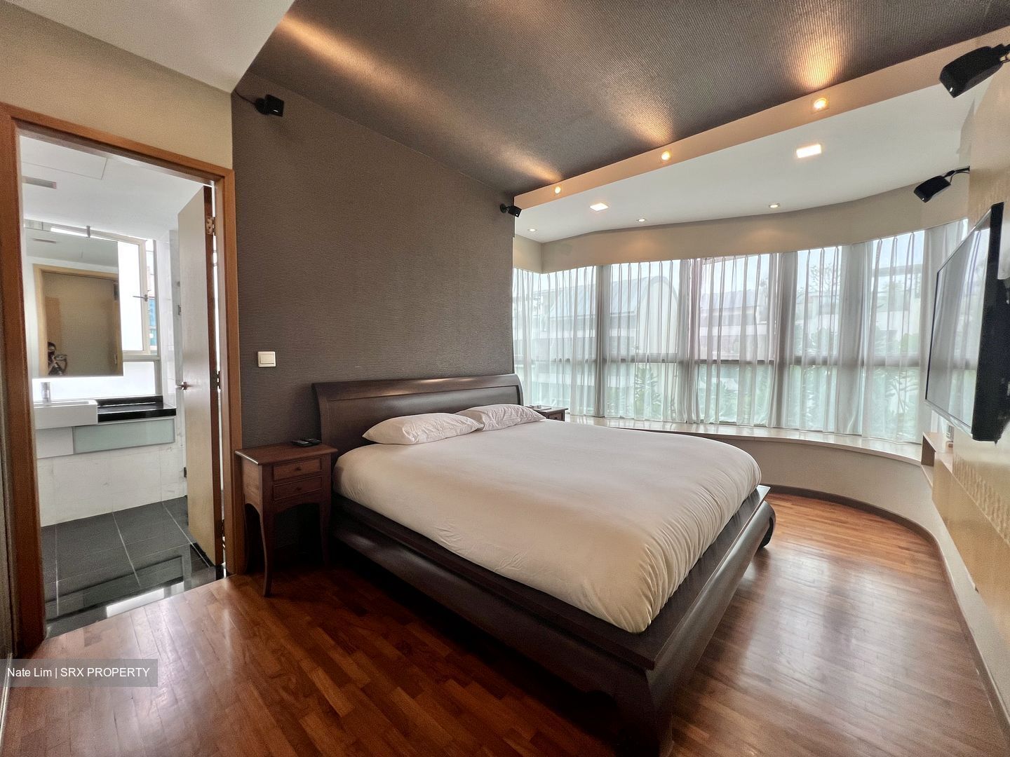 The Calrose (D26), Condominium - For Rent