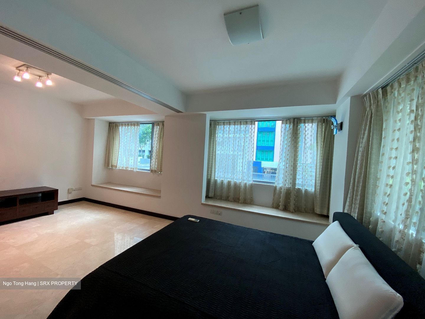 Sapphire 99 (D9), Apartment - For Rent