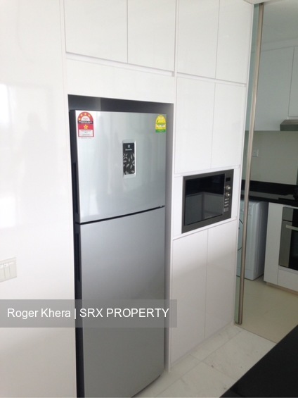 Waterfront Isle (D16), Condominium - For Rent