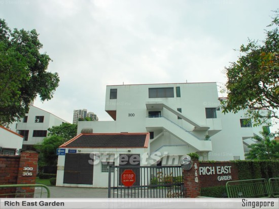 Rich East Garden (D16), Condominium - For Rent