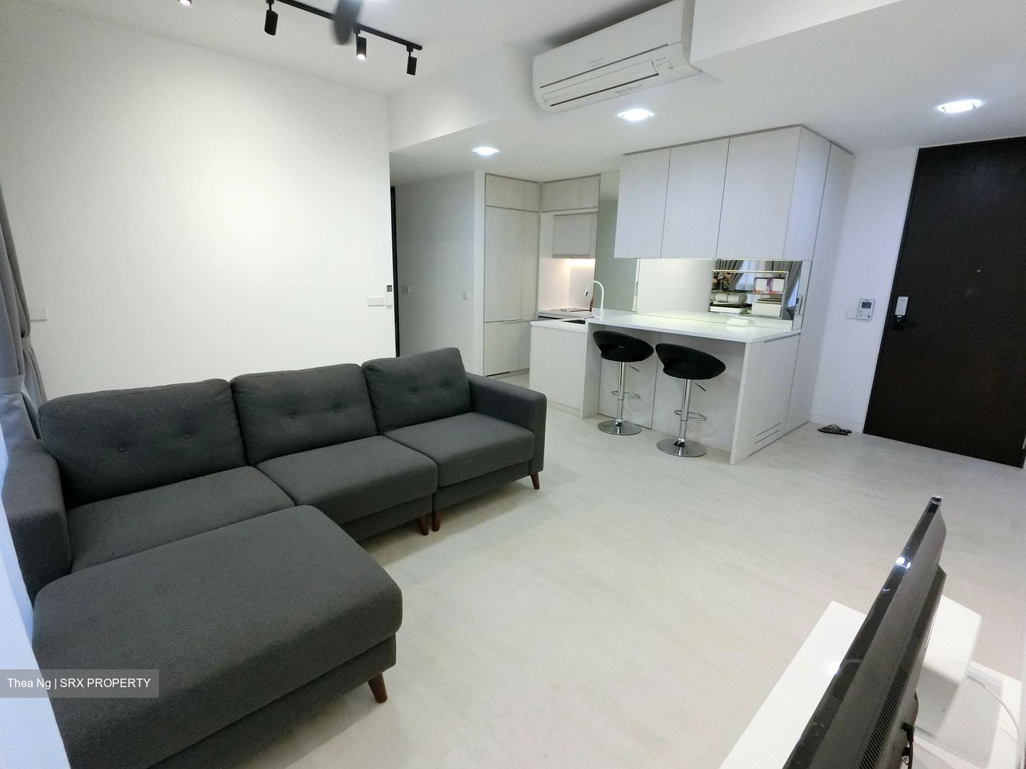 Fulcrum (D15), Condominium - For Rent