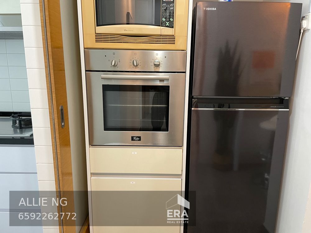 TANAH MERAH KECHIL AVENUE CASA MERAH 出租