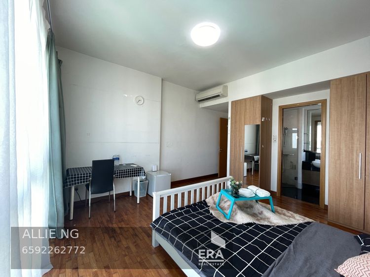 LORONG 40 GEYLANG THE WATERINA 出租