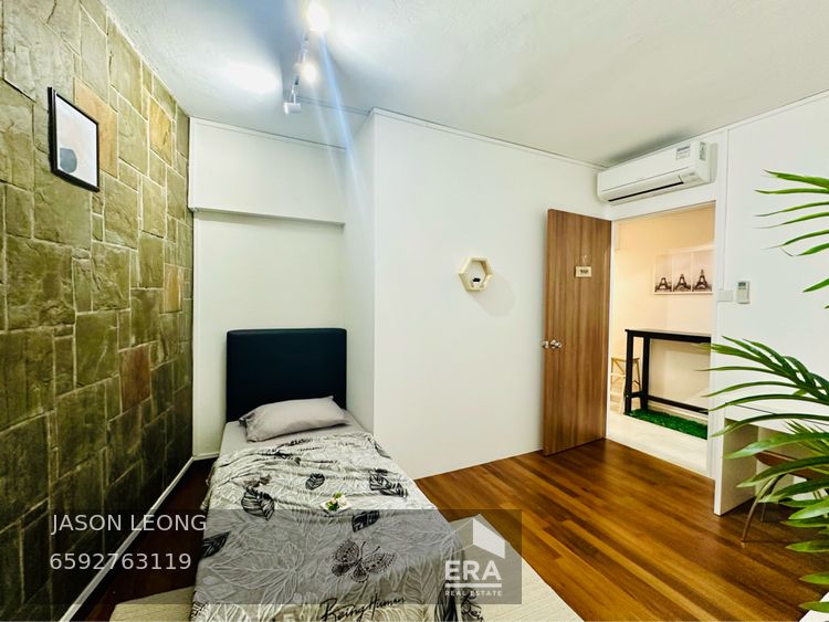 PINE GROVE PINE GROVE 出租