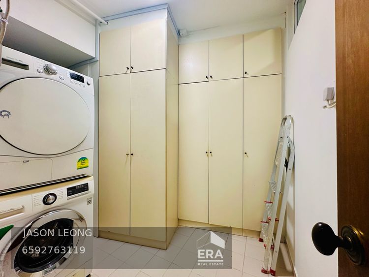 PINE GROVE PINE GROVE 出租