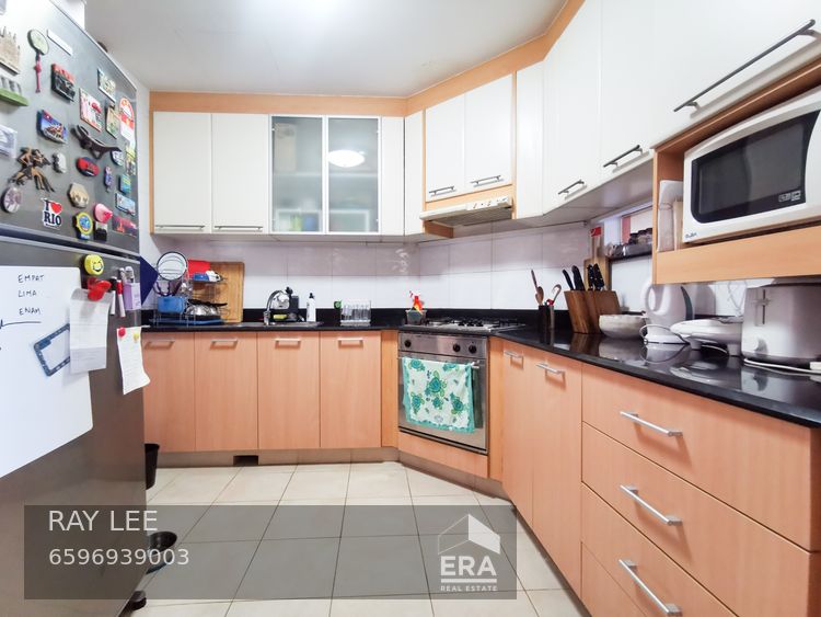 YISHUN AVENUE 6 LILYDALE 出售