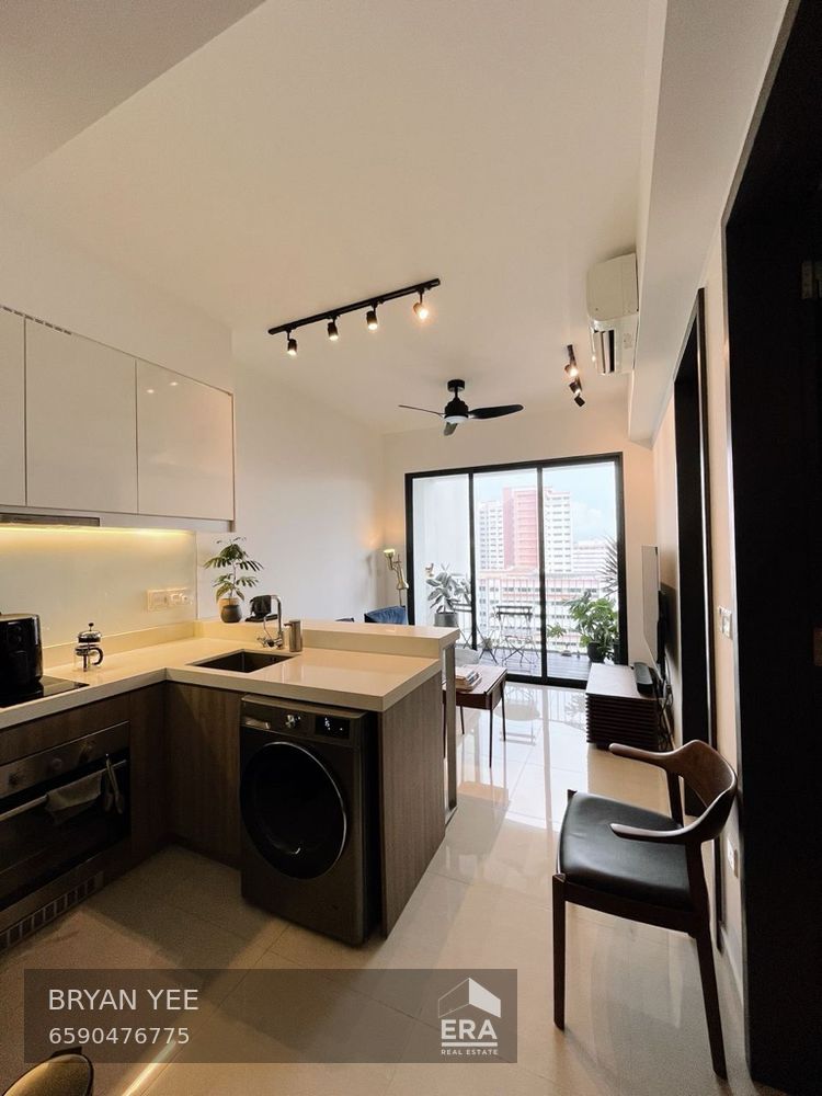 COMPASSVALE BOW JEWEL @ BUANGKOK 出售