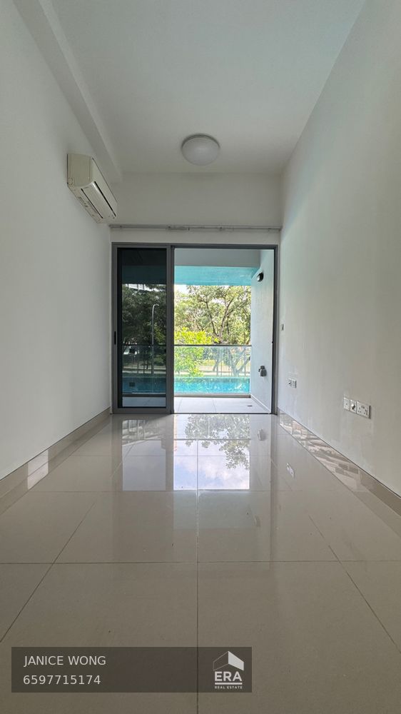 ROBEY CRESCENT D'ZIRE 出售